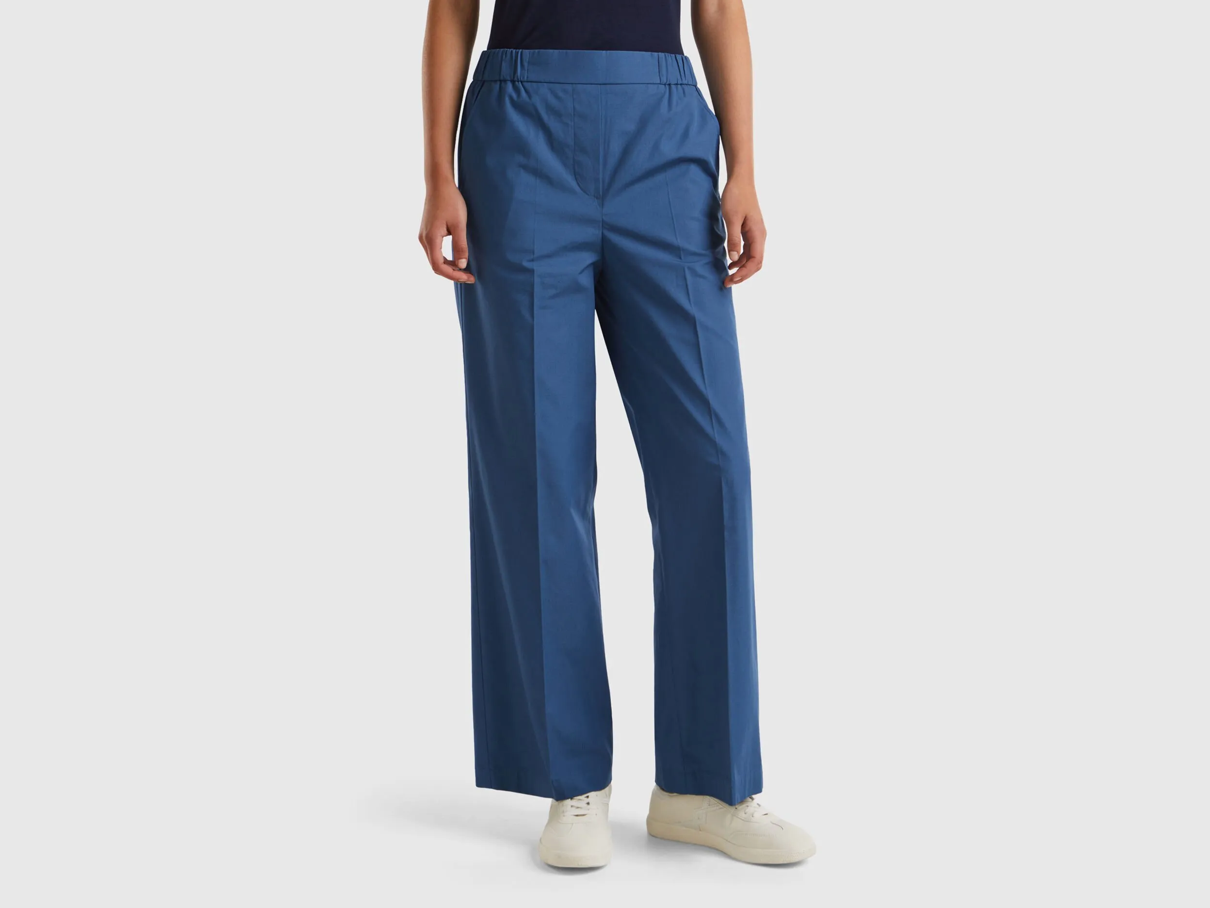 Pantalón con elástico en la cintura