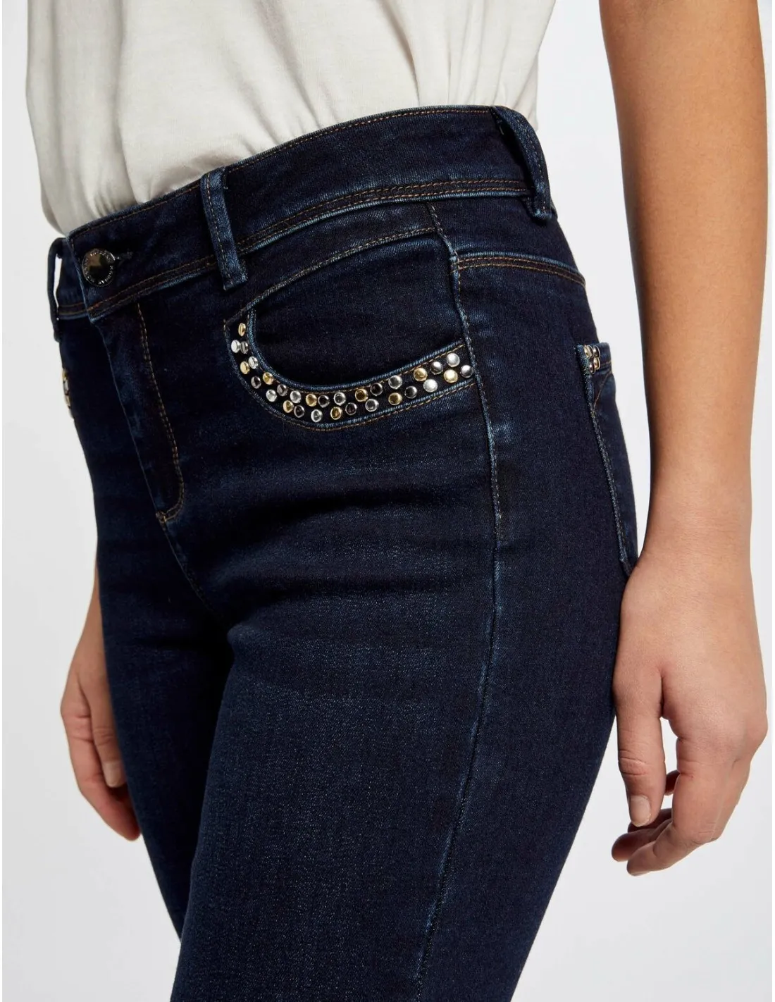 PANTALON VAQUERO MORGAN PAULA APLICACION