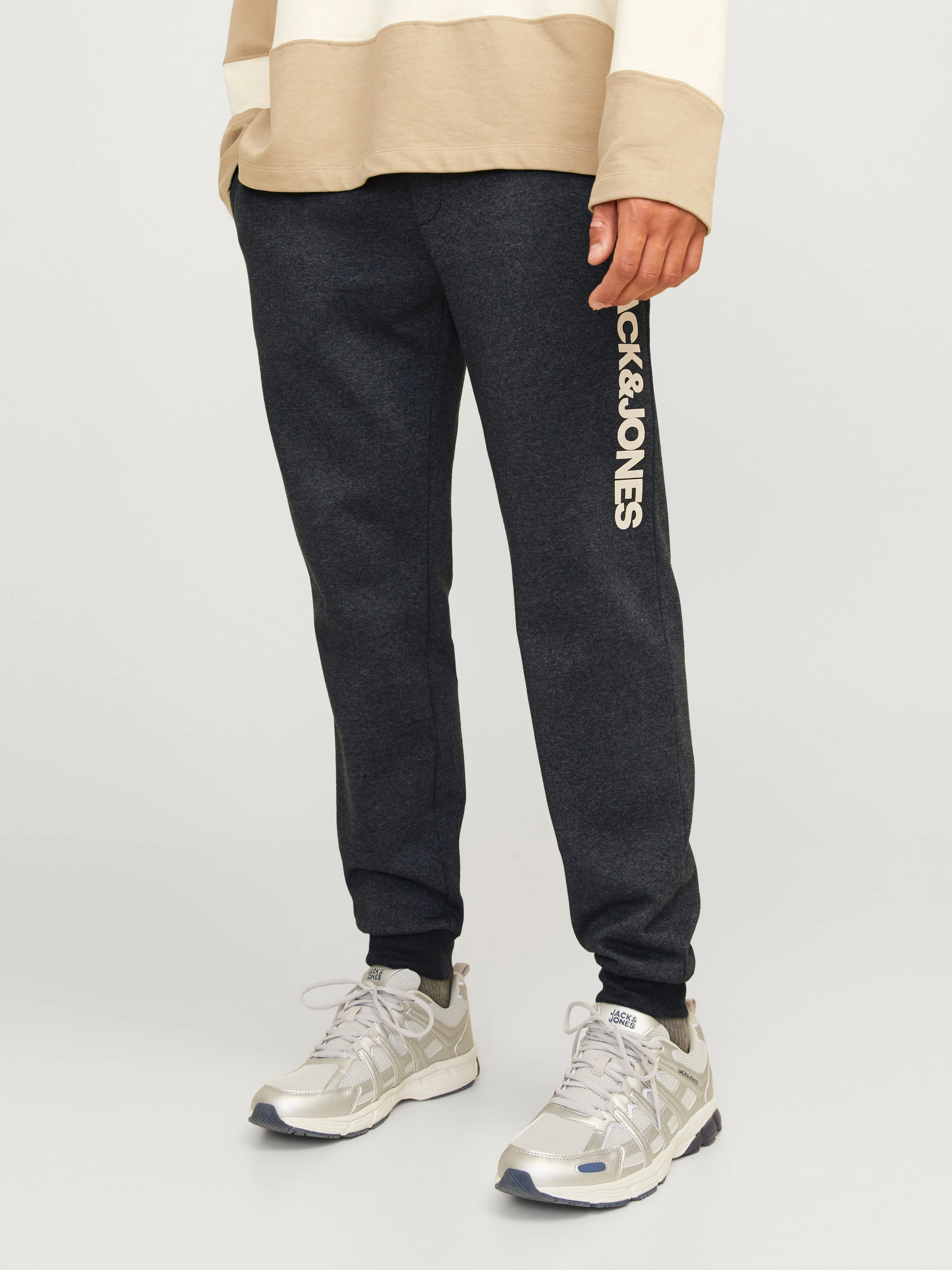 Pantalones de chándal Corte regular | Gris intermedio | Jack & Jones®