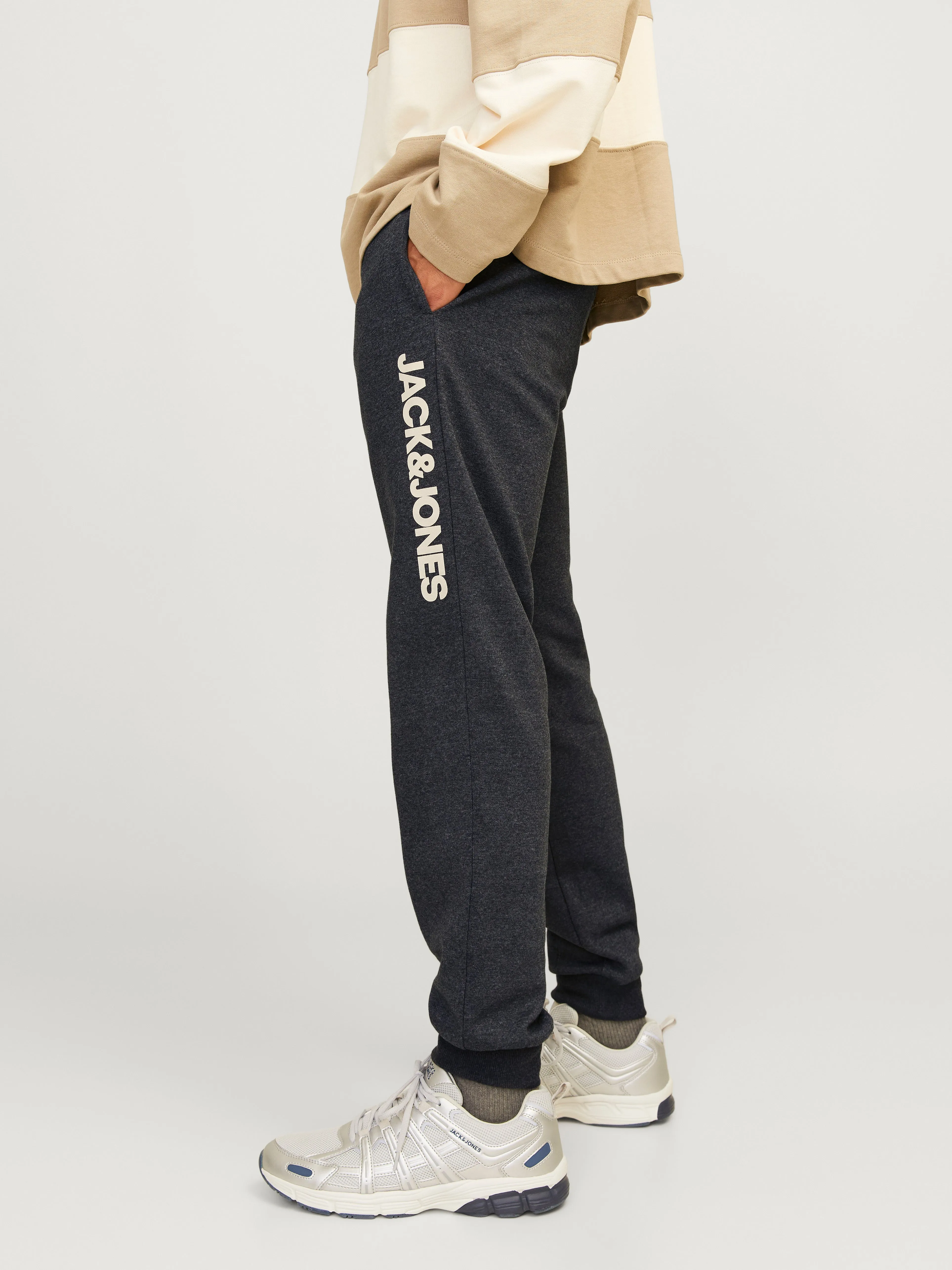 Pantalones de chándal Corte regular | Gris intermedio | Jack & Jones®