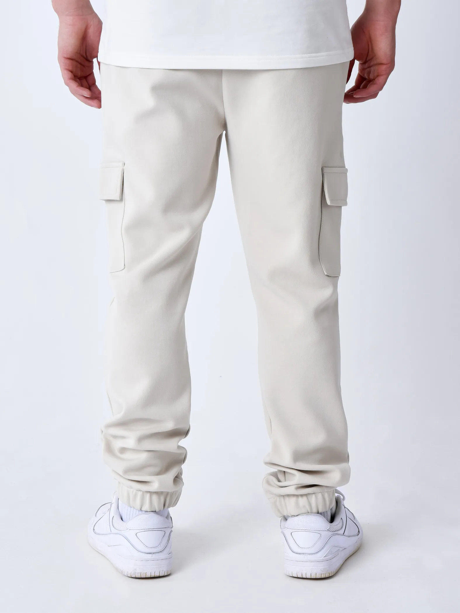 Pantalones de chándal estilo cargo Essentials