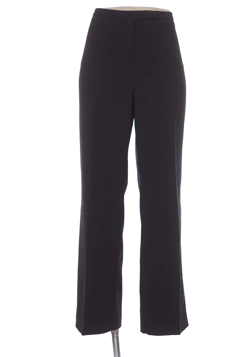 PANTALóN COLOR NEGRO  KASPER