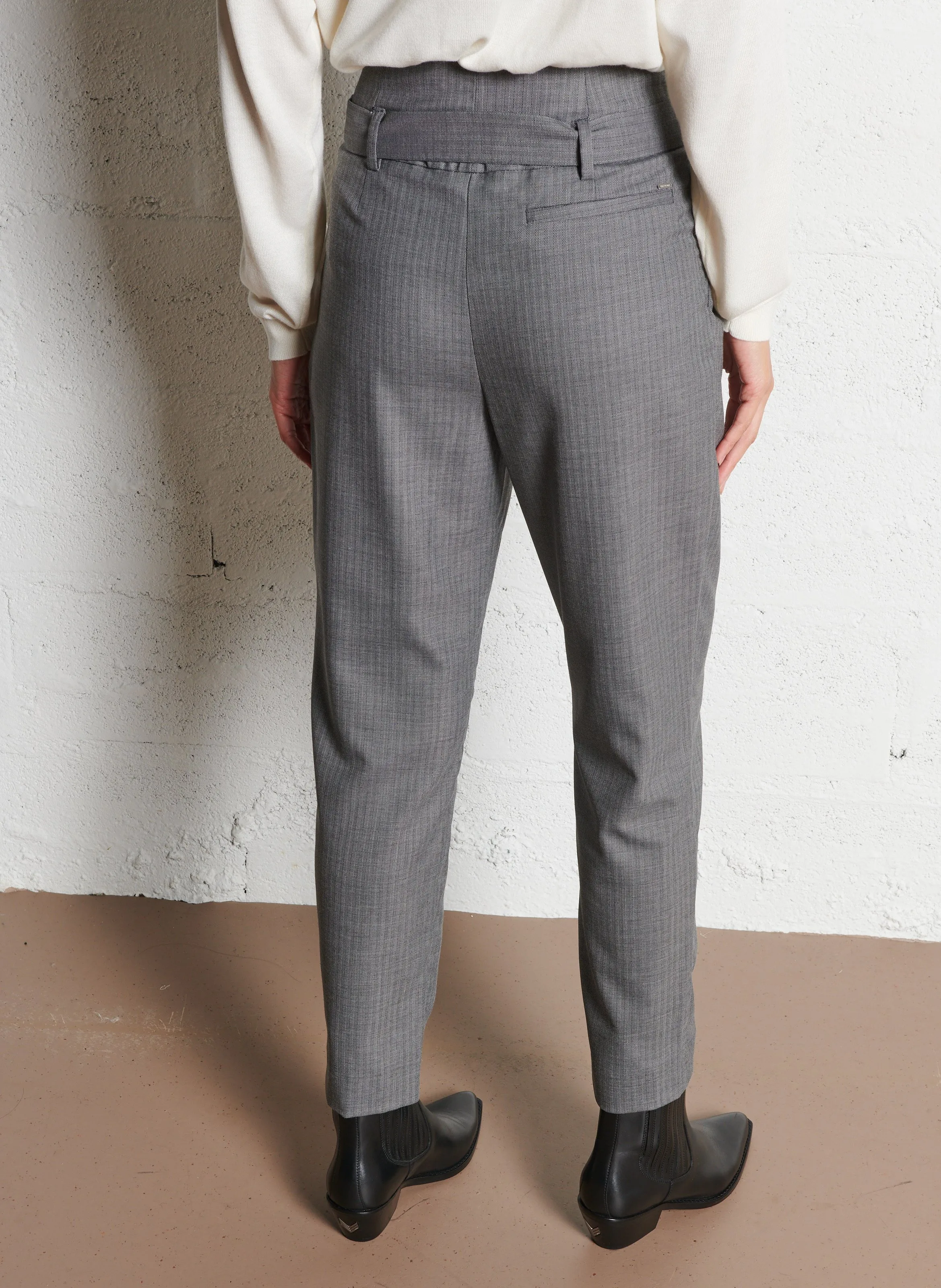 Pantalón de sastre en gris