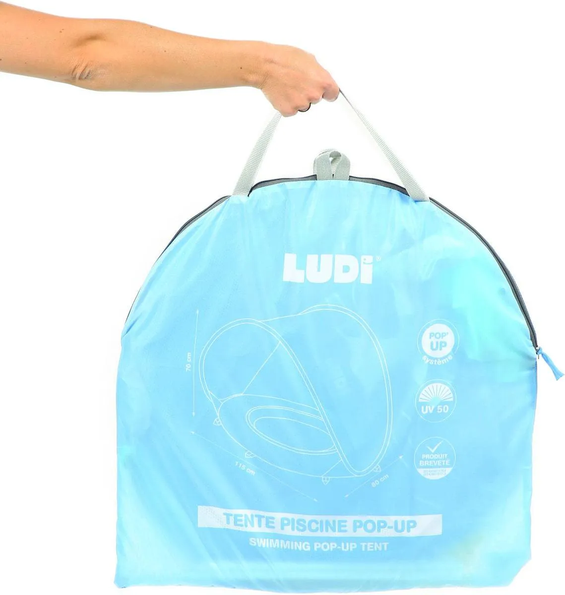Piscina multifunción con techo UV 50 · Ludi