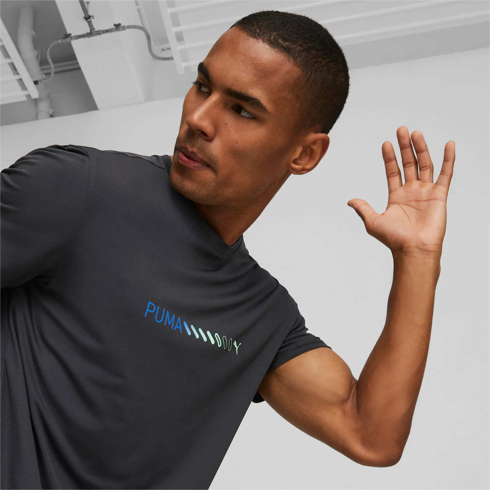 PUMA RUN FAVOURITE LOGO TSHIRT