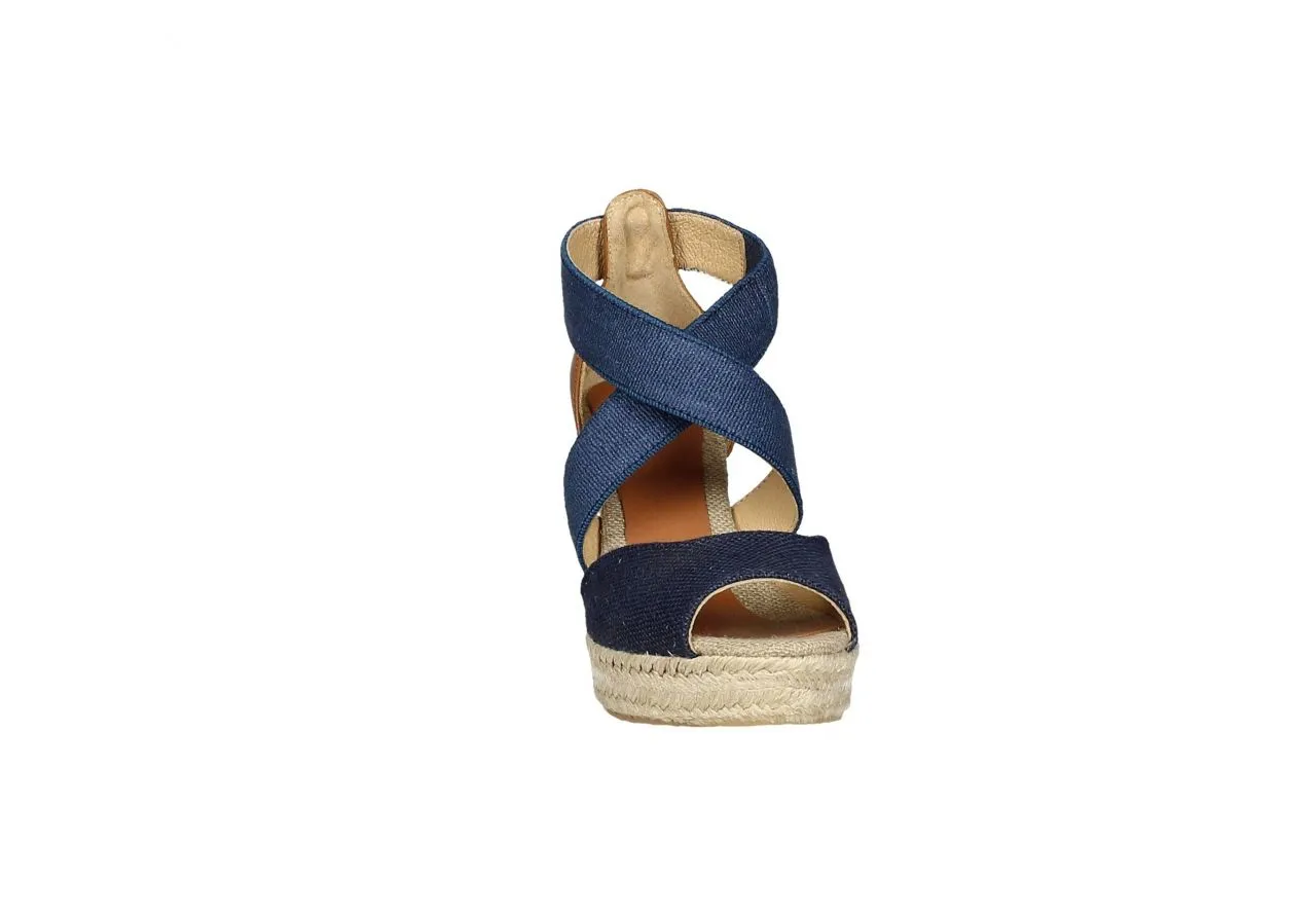 Sandalia Lino Azul Tiras Cruzadas Talon Cerrado Cuero