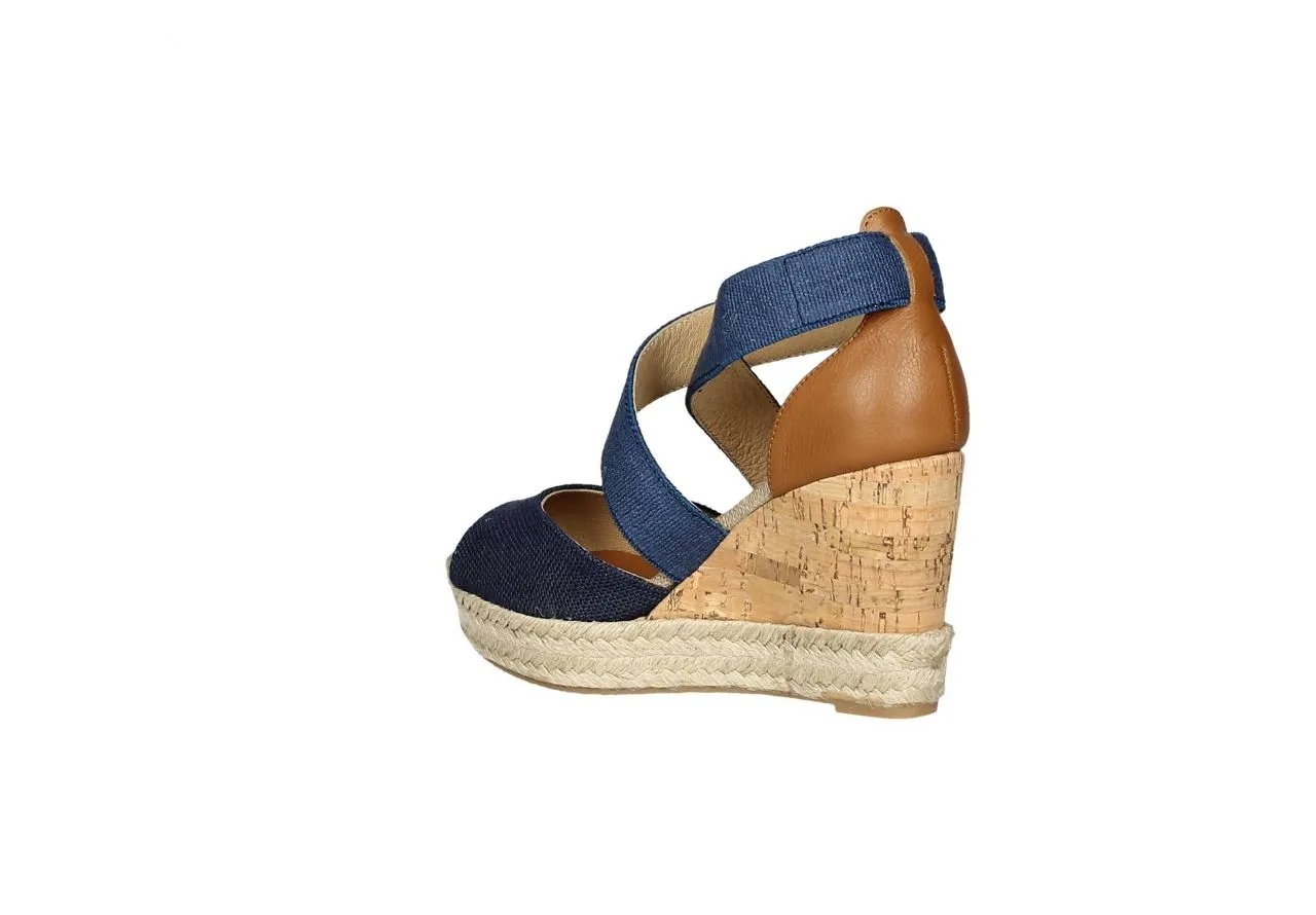 Sandalia Lino Azul Tiras Cruzadas Talon Cerrado Cuero