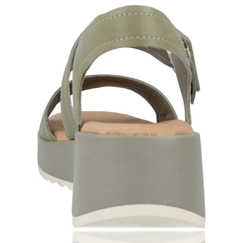 Sandalias con Cuña de Piel para Mujer de Carmela 68627
