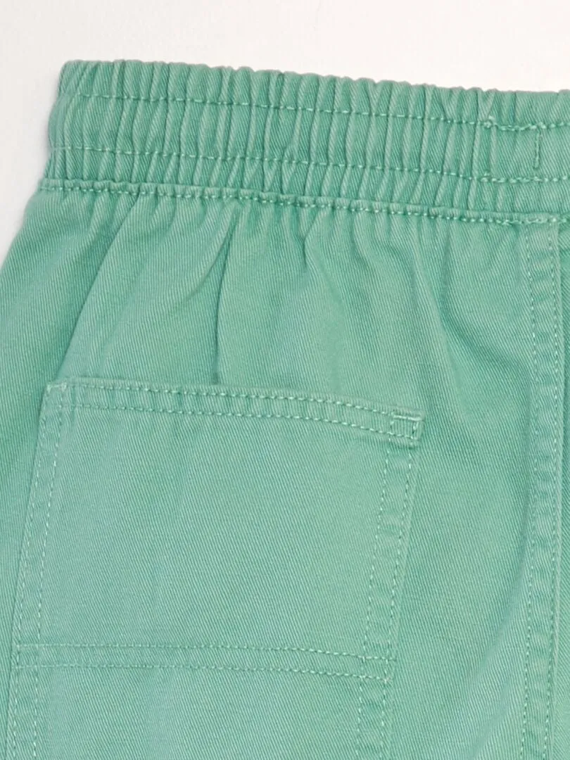 SHORT ELáSTICO TIPO VAQUERO  VERDE
