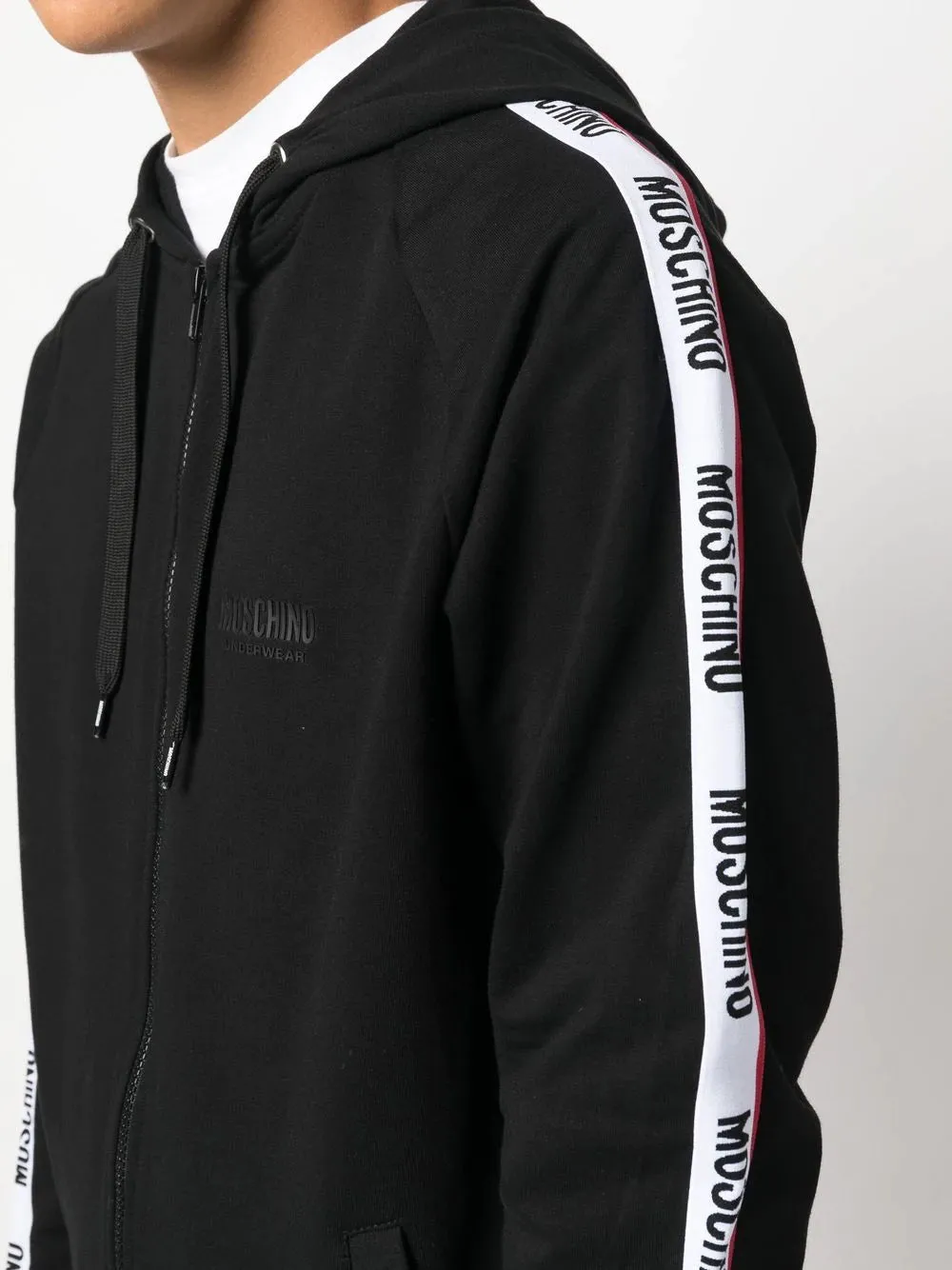 SUDADERA CREMALLERA Y CAPUCHA BANDAS
