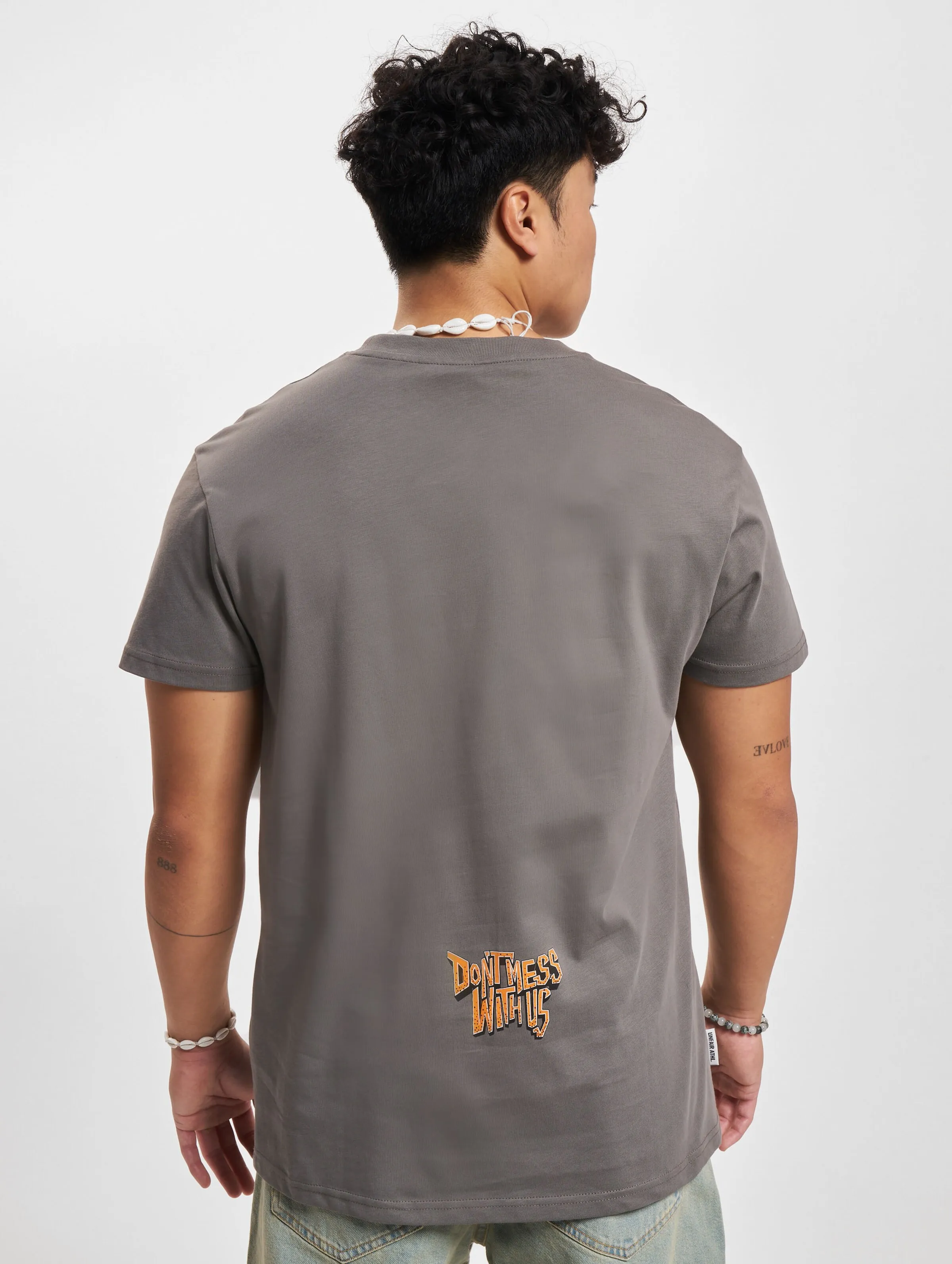 UNFAIR ATHLETICS UNFAIR ATHLETICS ANIMALS TSHIRT