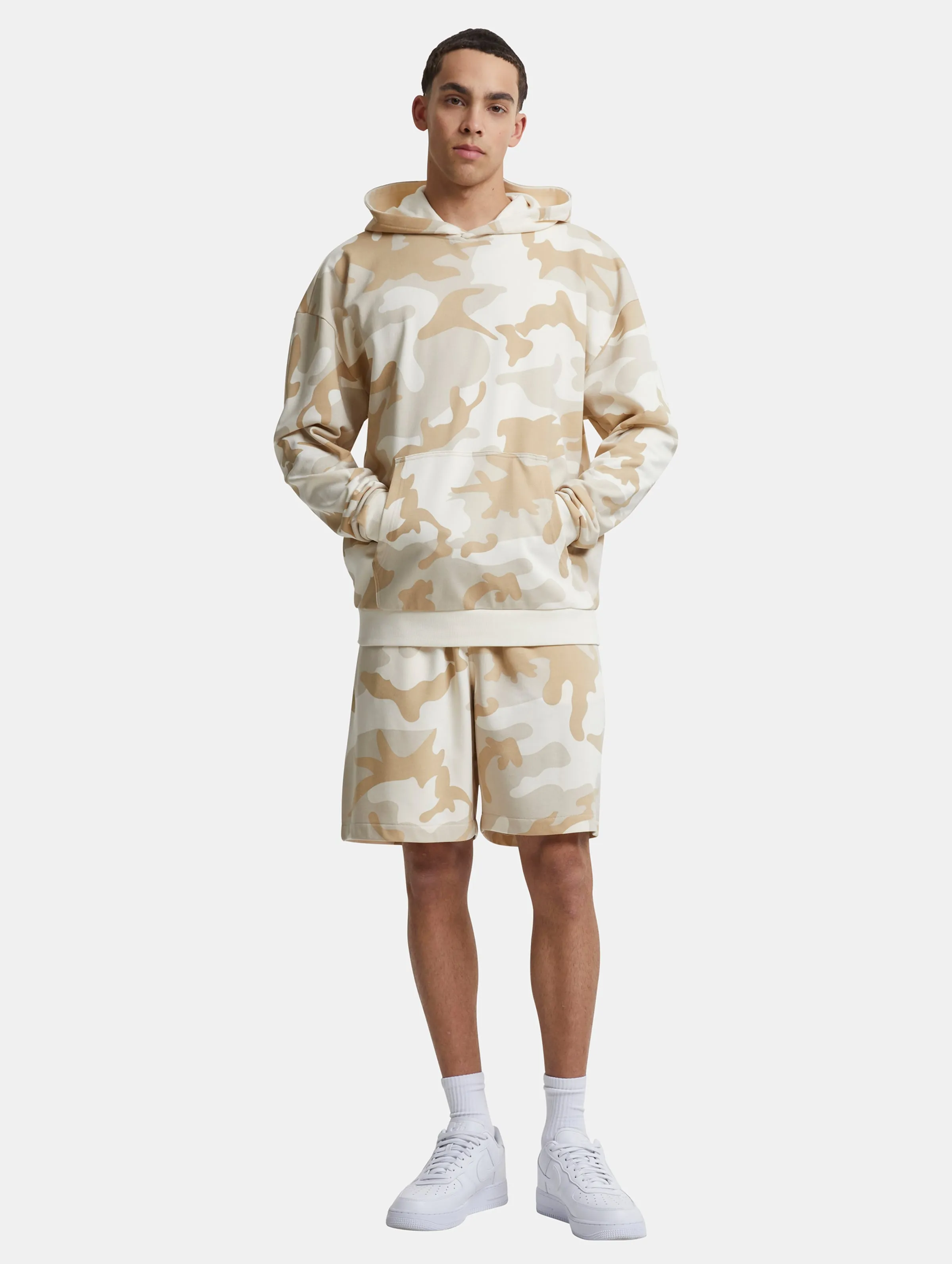 Urban Classics Urban Classics Easy Camo Shorts