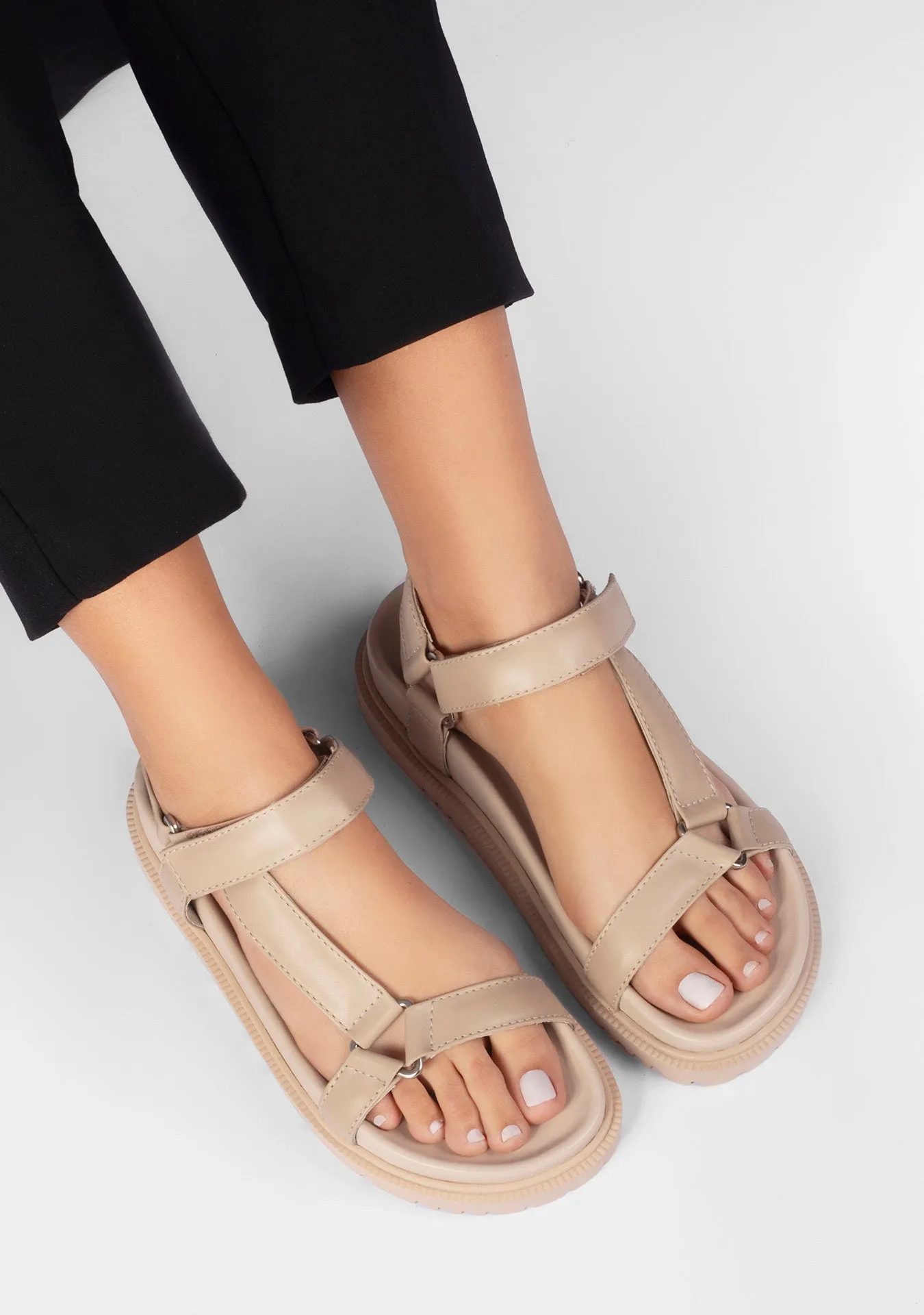 Vinci Shoes Morgan Beige Sandals