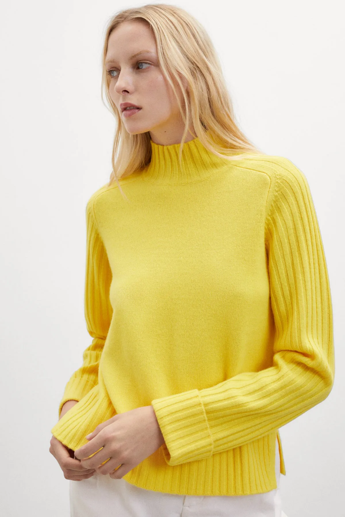 YELLOW EUCALIPTO KNITTED JUMPER