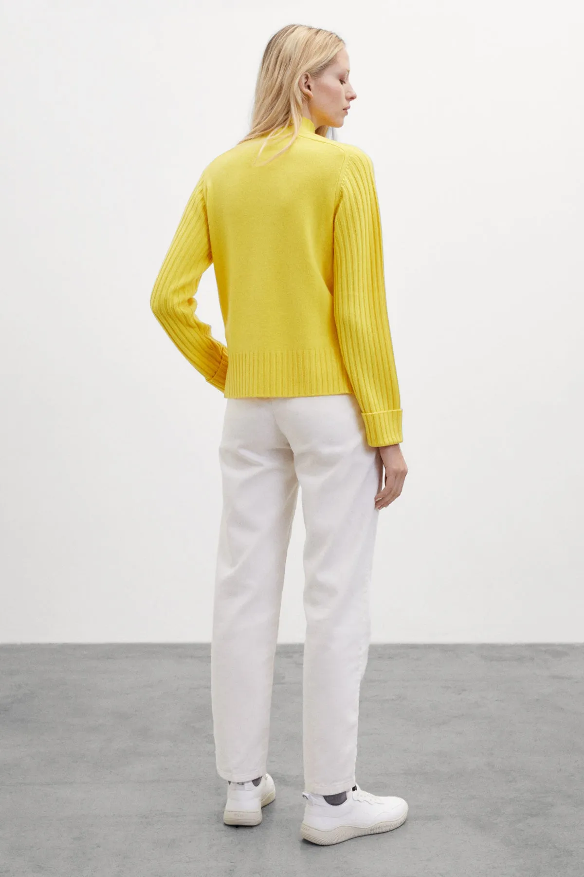YELLOW EUCALIPTO KNITTED JUMPER