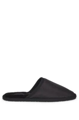 Zapatillas de casa con forro polar, empeines con monogramas y talón abierto
