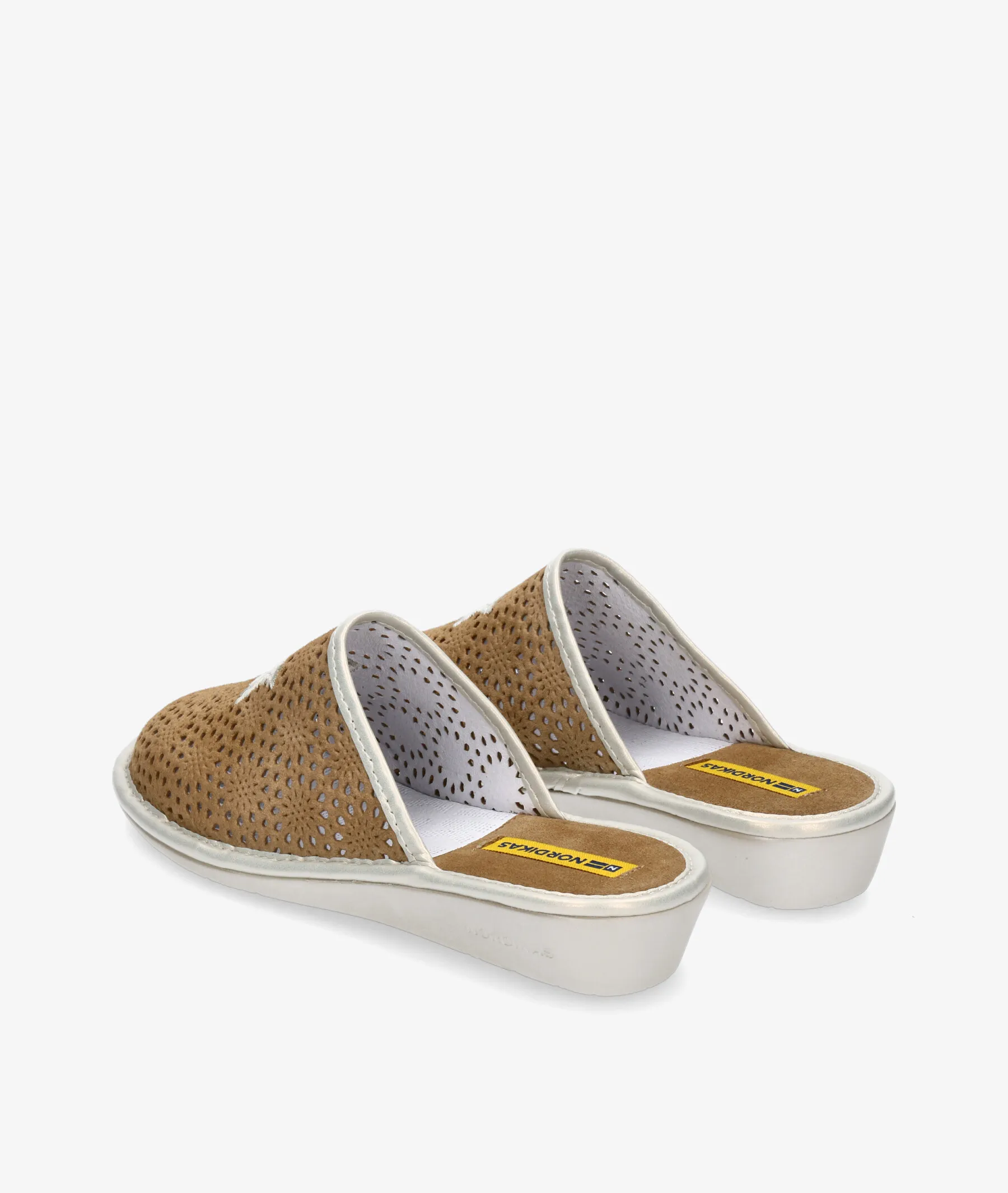 Zapatillas de casa  en color serraje taupe para mujer