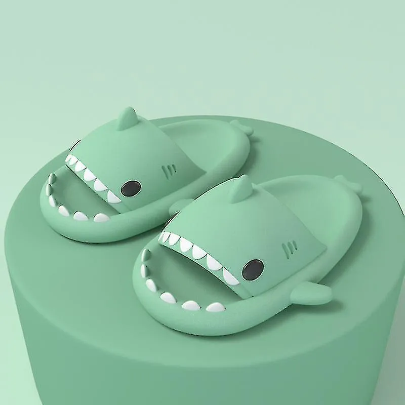 Zapatillas de tiburón Ducha antideslizante Zapatillas de baño Suaves Sandalias deslizantes de verano para niñas y niños Nuevo