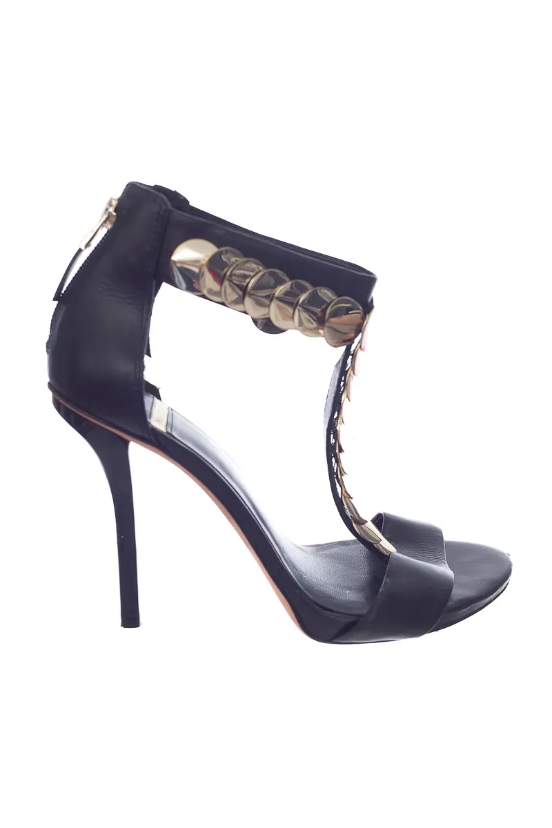 ZAPATOS COLOR NEGRO  GUESS