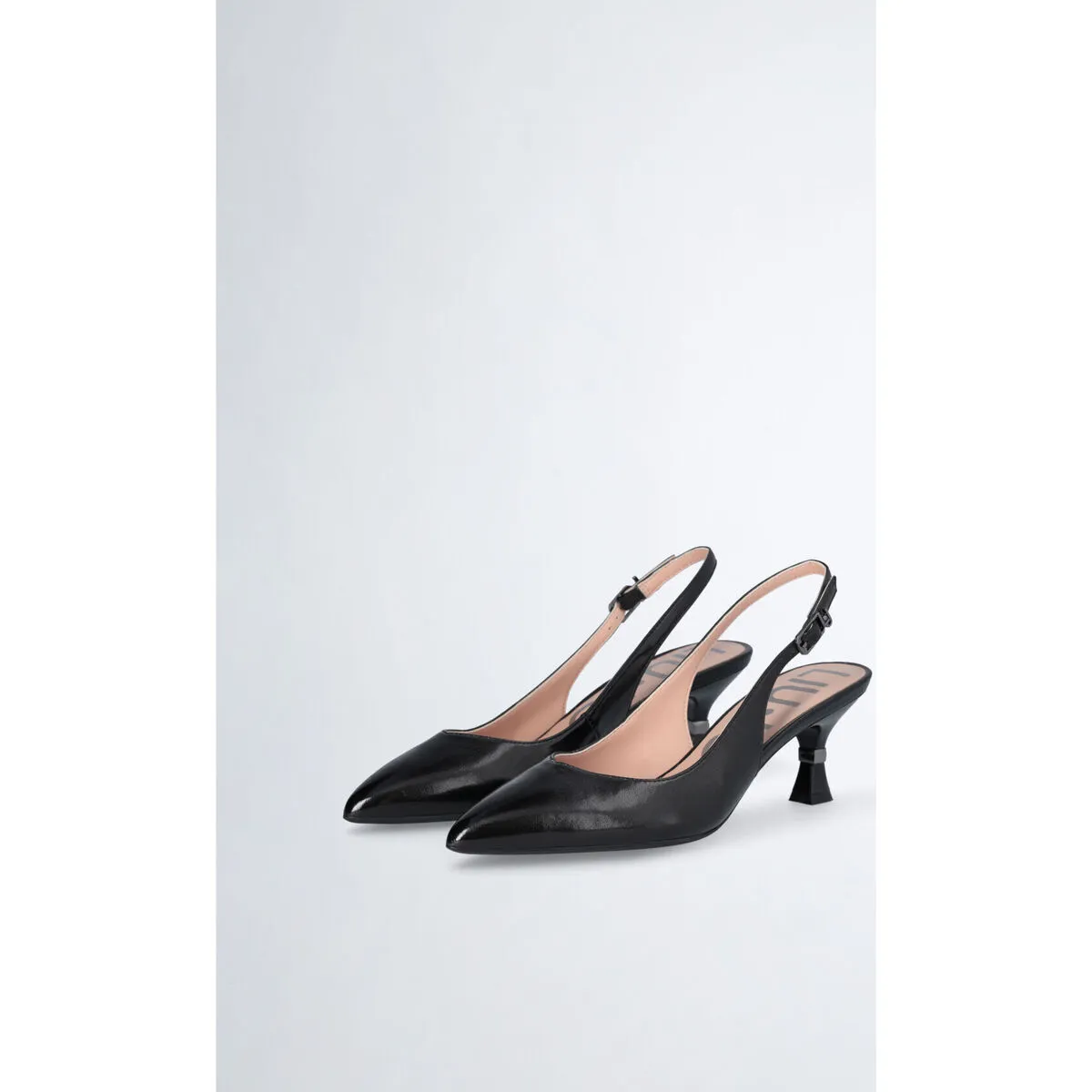 Zapatos destalonados de tacón bajo
