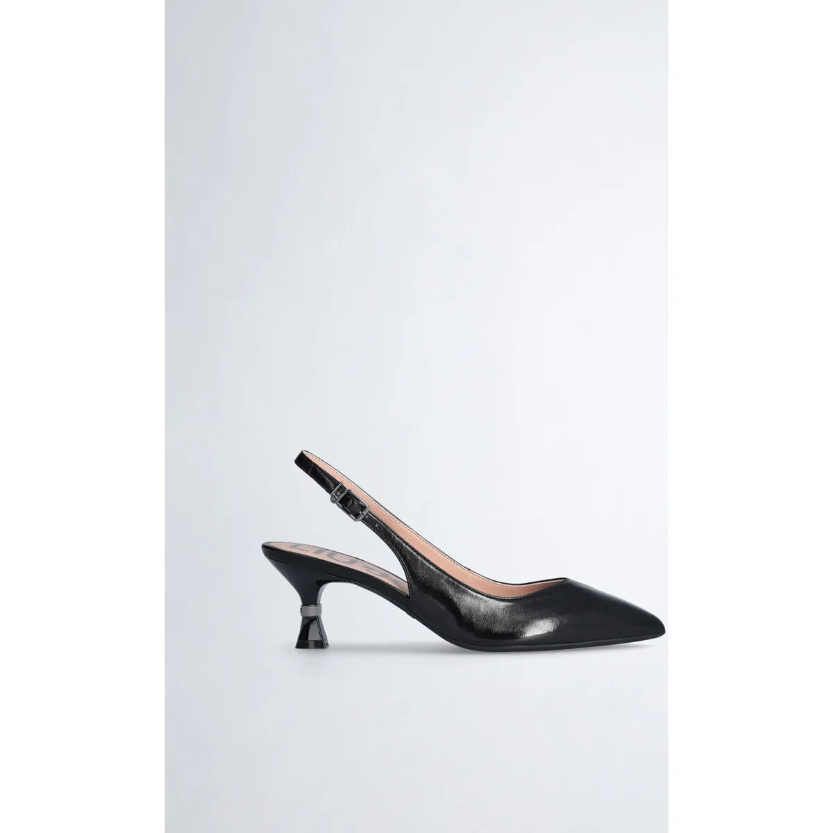 Zapatos destalonados de tacón bajo